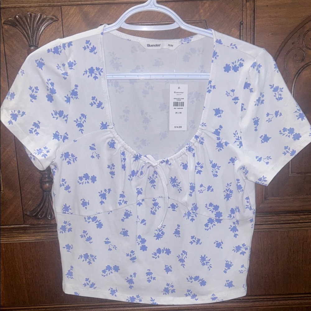 Wonderly White and Blue Floral Blouse